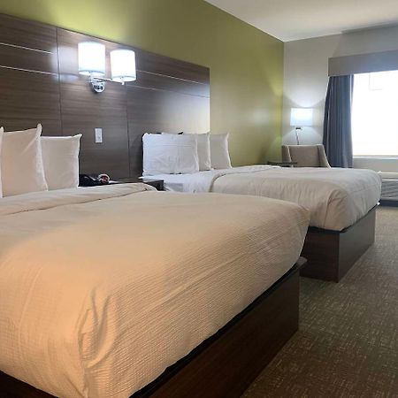 Best Western Plus Horseheads Inn & Suites Exterior photo