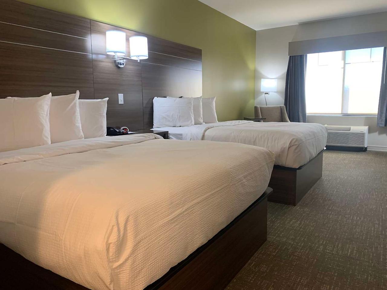 Best Western Plus Horseheads Inn & Suites Exterior photo