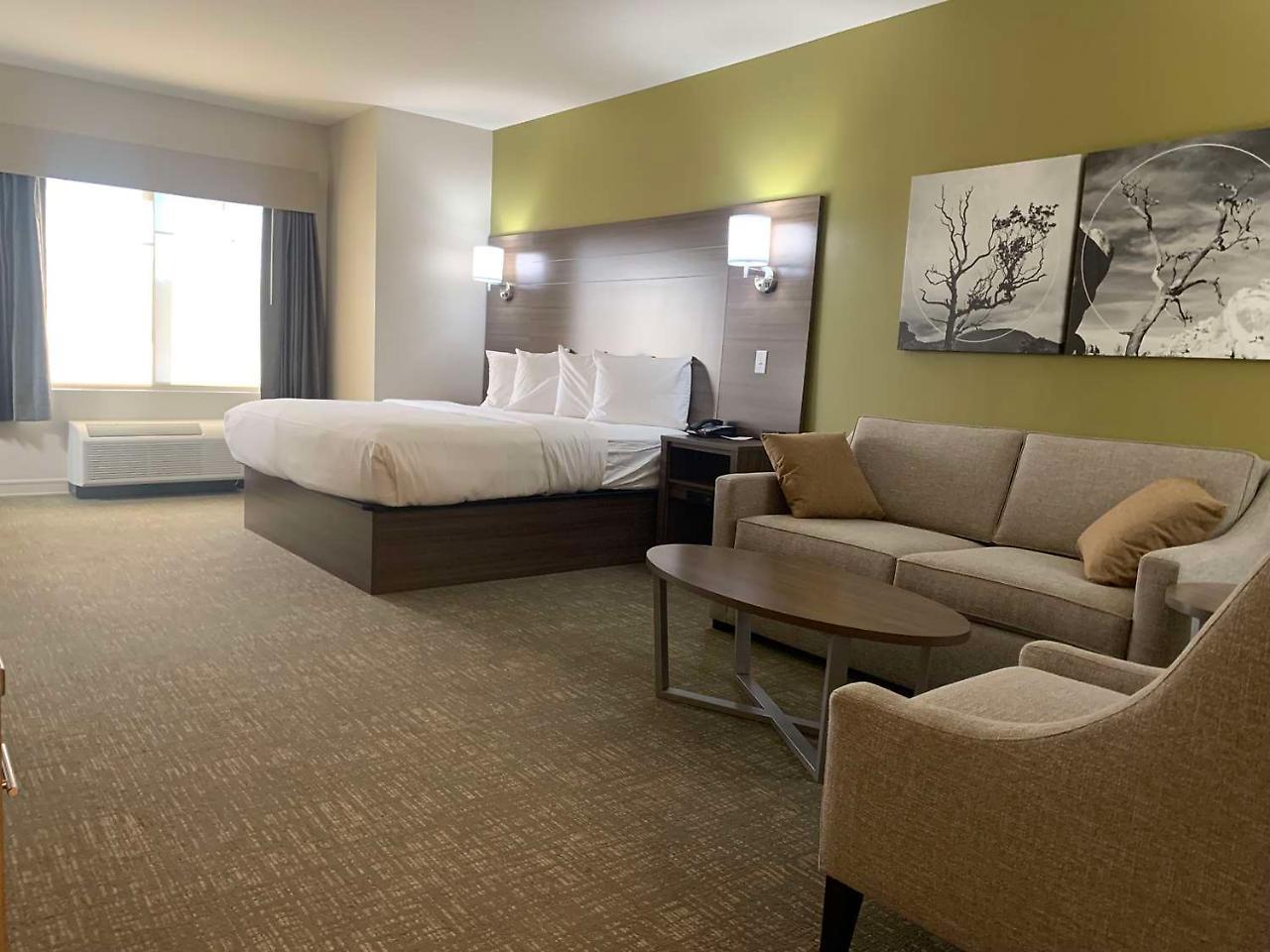 Best Western Plus Horseheads Inn & Suites Exterior photo